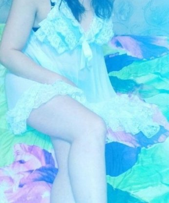 Живу и принимаю в своей уютной квартире в самом сердце Москвы. У меня есть все для создания незабываемой атмосферы: уютный интерьер, ласковые руки и непревзойденные умения.
✨ Мои услуги нацелены на твое полное удовлетворение. Я владею искусством массажа, могу расслабить тебя до глубокого релакса. Мои нежные прикосновения сведут с ума и оживят каждую клеточку твоего тела.
💋 В интимной сфере я эксперт. Со мной ты сможешь испытать незабываемое блаженство. Моя фантазия безгранична, и я готова реализовать самые смелые твои желания. Ты можешь быть уверен, что я создам незабываемый сексуальный опыт и оставлю лишь положительные воспоминания.
🔥 У меня есть множество отзывов от довольных клиентов, которые оценили мою профессиональность и нежную заботу. Работаю только с ценителями качественного и интеллектуального провождения времени.
📸 На моем профиле ты сможешь найти фотографии, которые помогут тебе увидеть мою красоту и страстную натуру.
💌 Жду твоего звонка или сообщения для создания незабываемых воспоминаний о нашей встрече в Москве. Обещаю, что мое обслуживание стоит каждого мгновения вместе. Не упускай шанс попасть в мои нежные и опытные руки. Буду рада стать твоей ночной фантазией. 9933, 28 лет